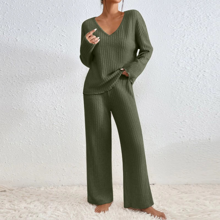 The Victoria Loungewear Set